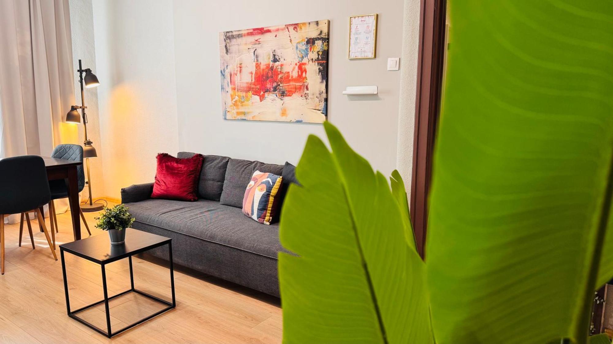 Ideal Home - Spacious & Modern Accommodation Near Unirii Square Bukarest Zimmer foto