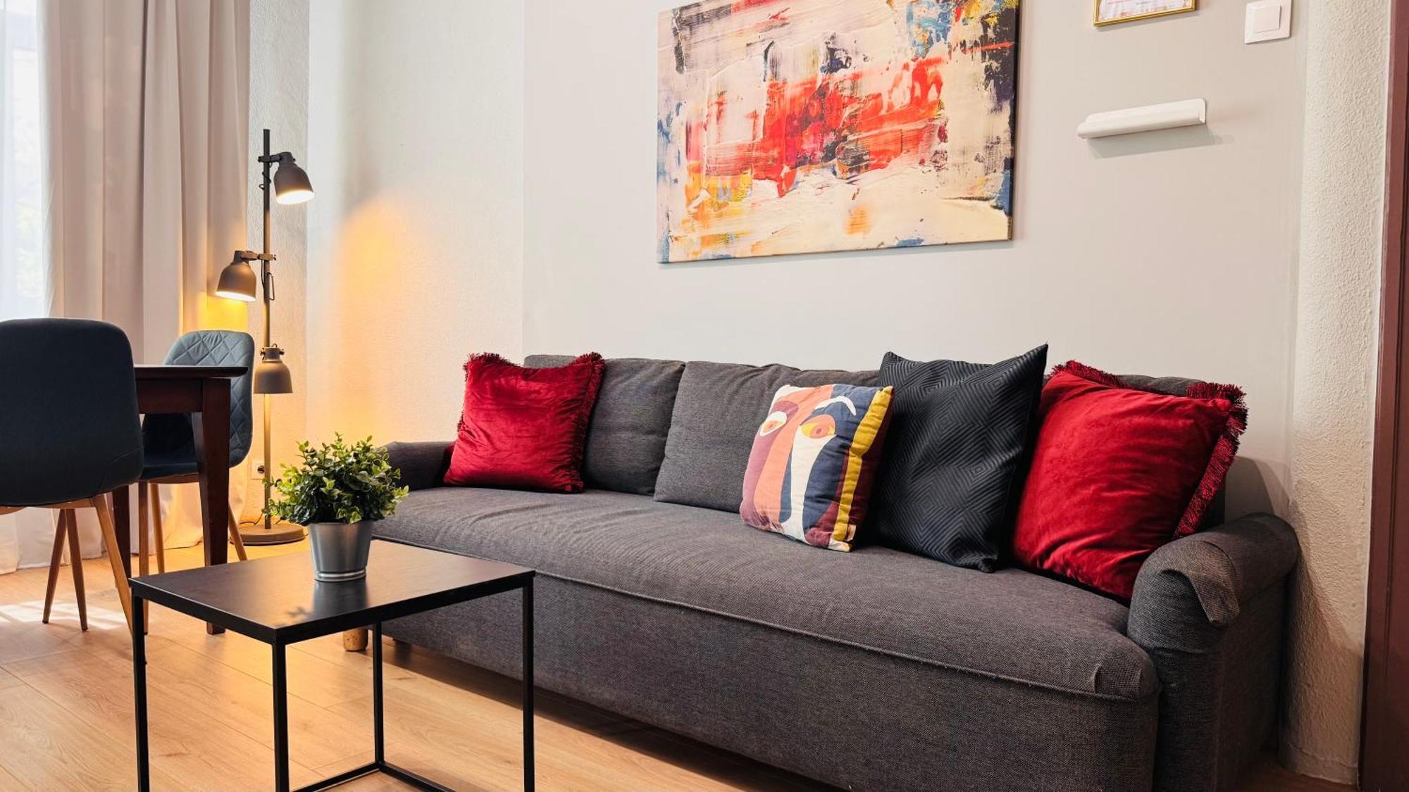 Ideal Home - Spacious & Modern Accommodation Near Unirii Square Bukarest Zimmer foto