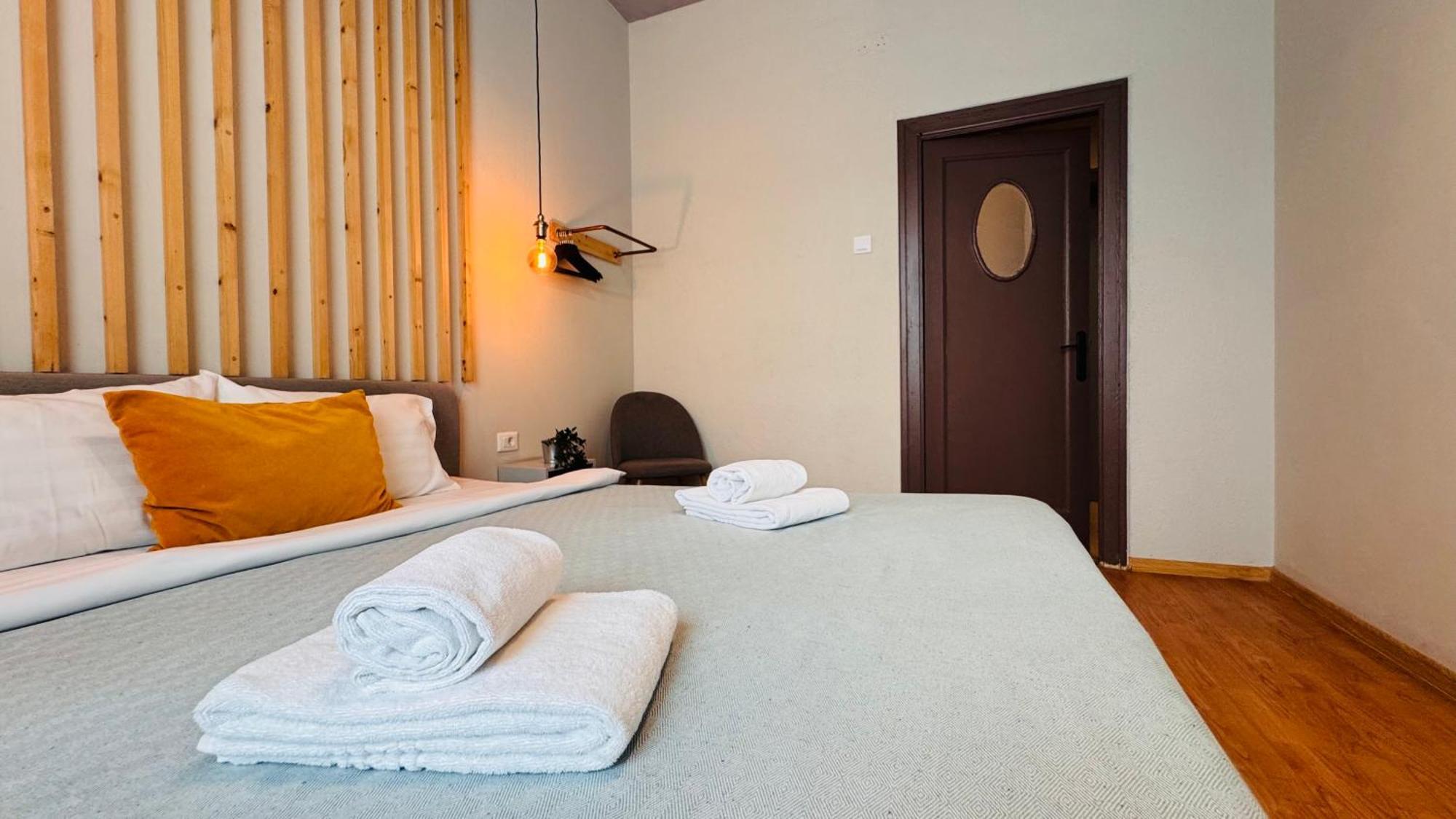 Ideal Home - Spacious & Modern Accommodation Near Unirii Square Bukarest Zimmer foto