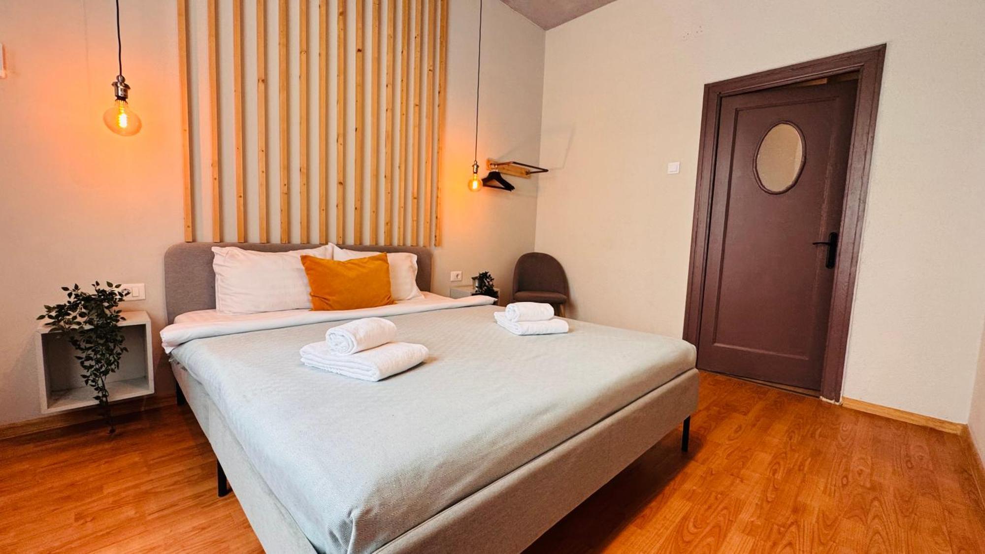 Ideal Home - Spacious & Modern Accommodation Near Unirii Square Bukarest Zimmer foto