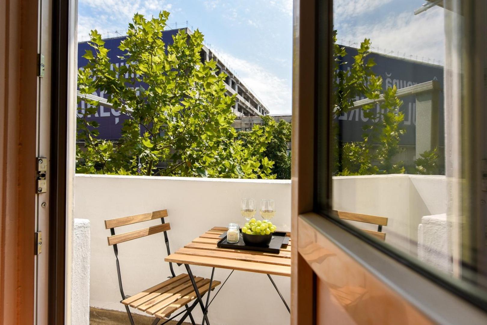 Ideal Home - Spacious & Modern Accommodation Near Unirii Square Bukarest Exterior foto